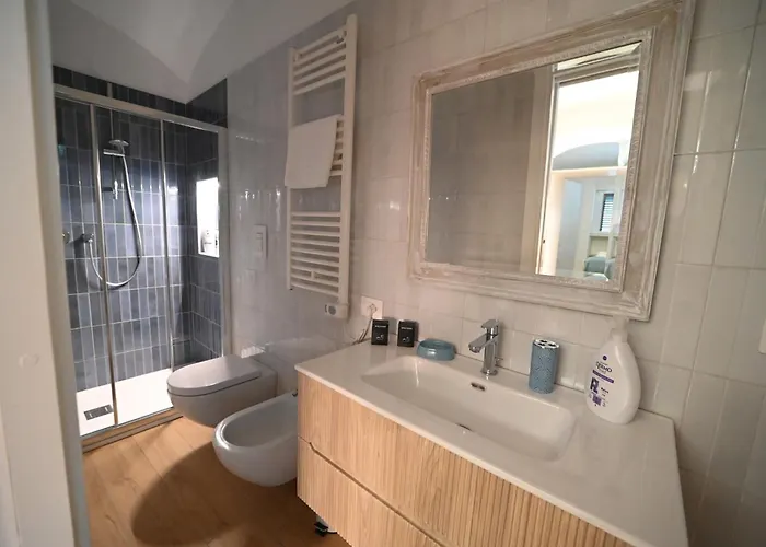 La Casa Di Penny Napels