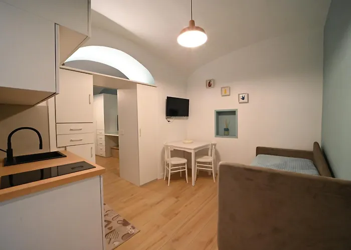 アパート La Casa Di Penny ナポリ